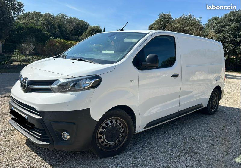 Toyota proace (image 1)