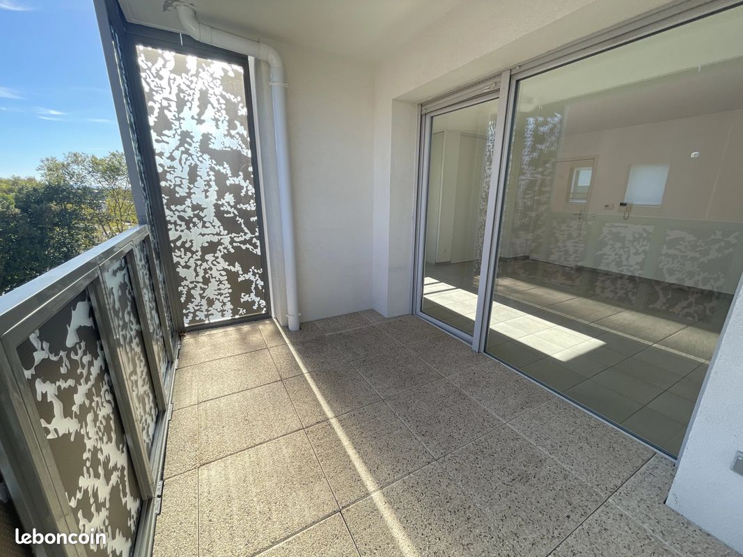Appartement 3 pièces 60 m² · à Rillieux-la-Pape · 60 m² · 180 000 €