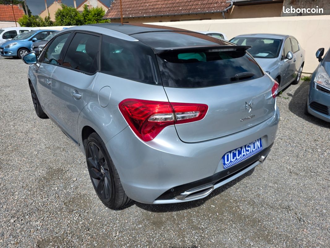Citroen DS5 2.0 HDI 163 CV SO CHIC (image 4)