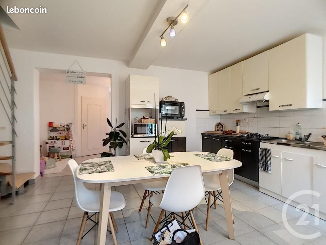 Appartement 3 pièces 76 m² · à Gron · 76 m² · 710 €/mois