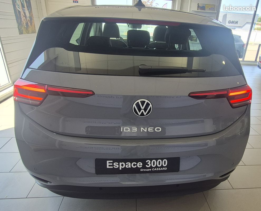 VOLKSWAGEN ID.3 Neo 50 kWh Life (image 3)