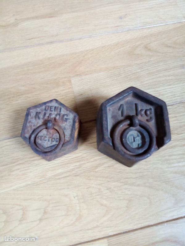 Poids balance ancienne (image 1)
