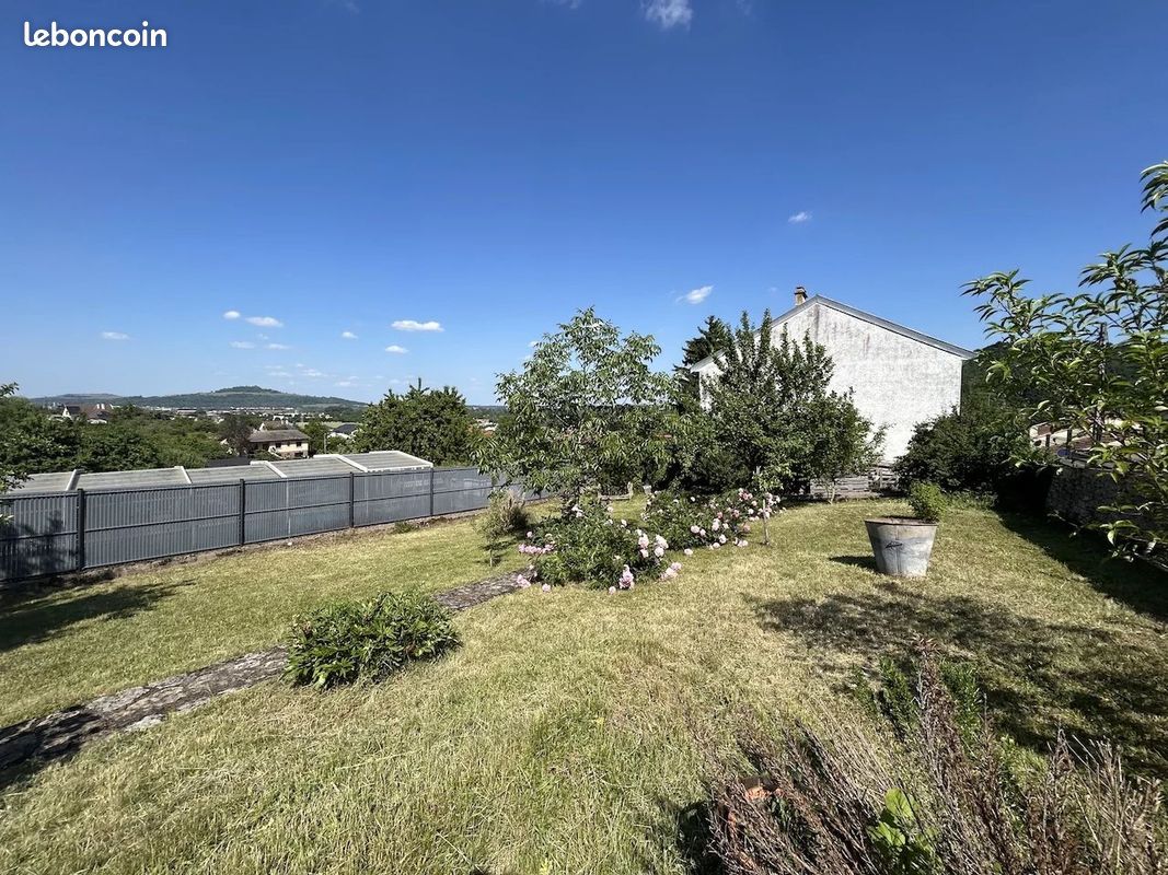 Terrain 384 m² · à Jezainville · 384 m² · 55 000 €
