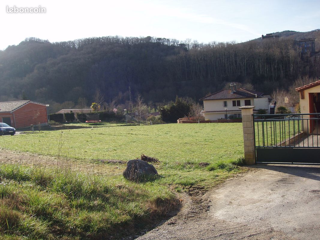 Terrain de 1626 m2 à Chalabre, Aude · 80 000 €