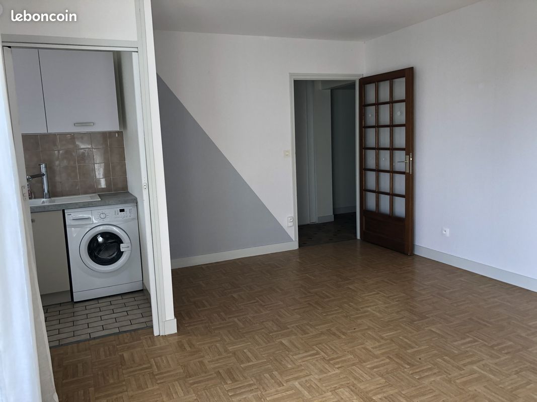 Appartement a louer saumur - 1 pièce(s) - 34 m2 - Surfyn