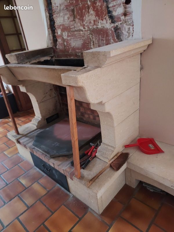 Habillage cheminée en pierre (image 4)