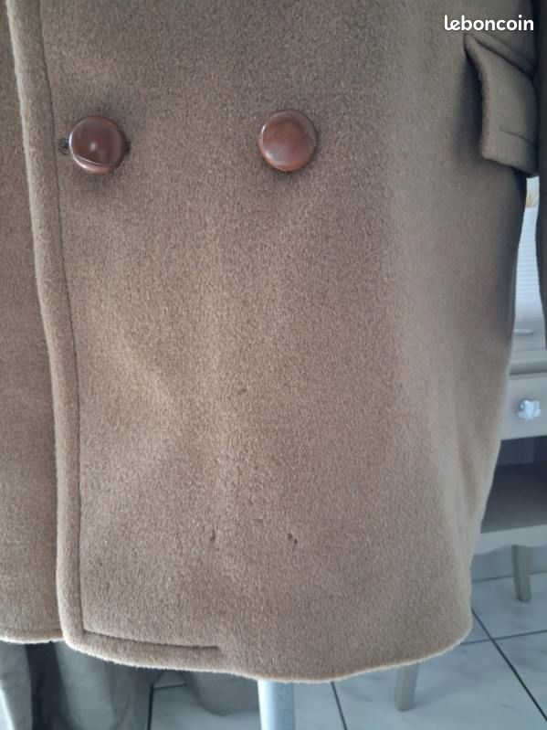 Manteau court , Caban long, croisé, vintage inspiration années 70. JAMAIS PORTE Taille 38 Femme Couleur camel Matière : 50 % poil de chameau (camelhair. Dimensions dans annones (image 8)