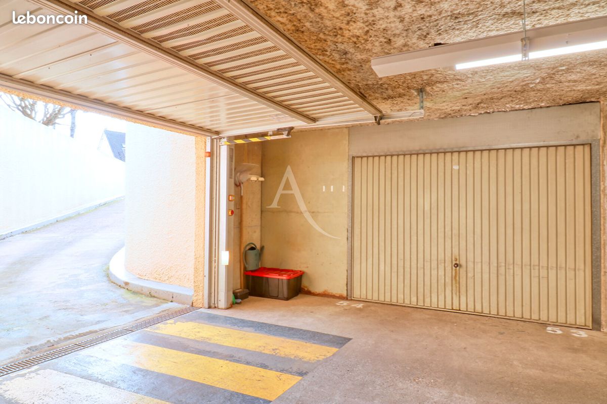 Parking 21 m² · à Massy · 21 m² · 26 000 €