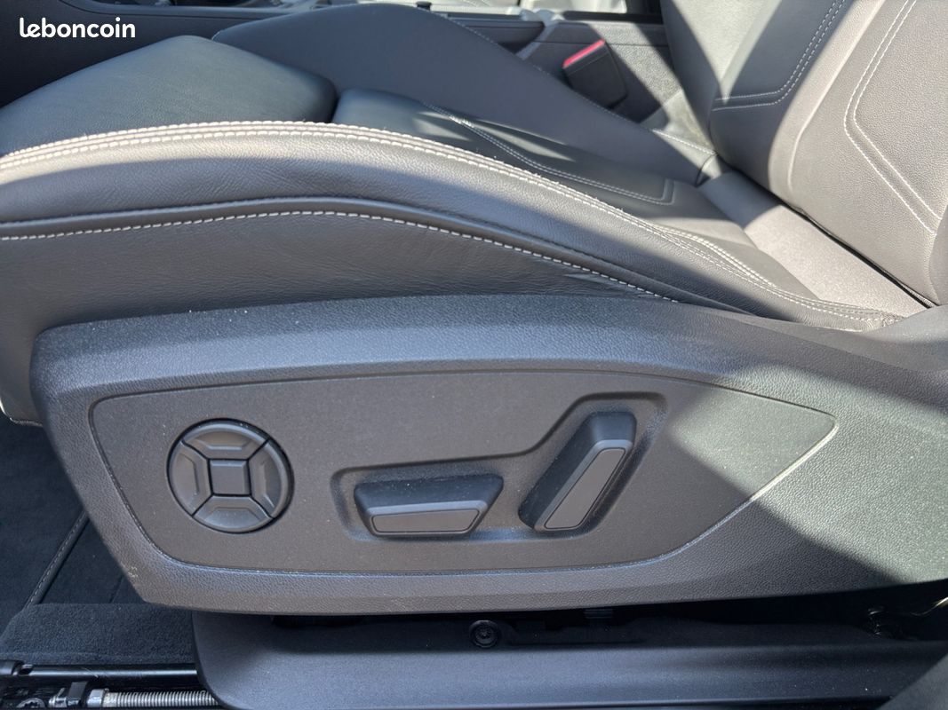 AUDI Q3 35 TFSI 150 ch S tronic 7 S line plus (image 15)