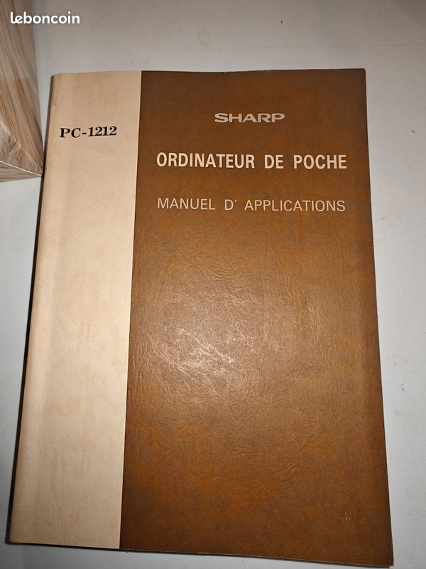 Sharp Pc-1212 – Pour Pièces Détachées / Ne Fonctionne Pas
