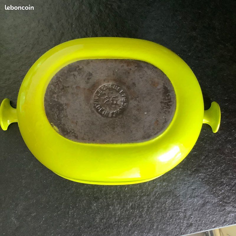 Plat à Gratin Le Creuset Ovale - Fonte émaillée Marron - Design Enzo Mari - Vintage