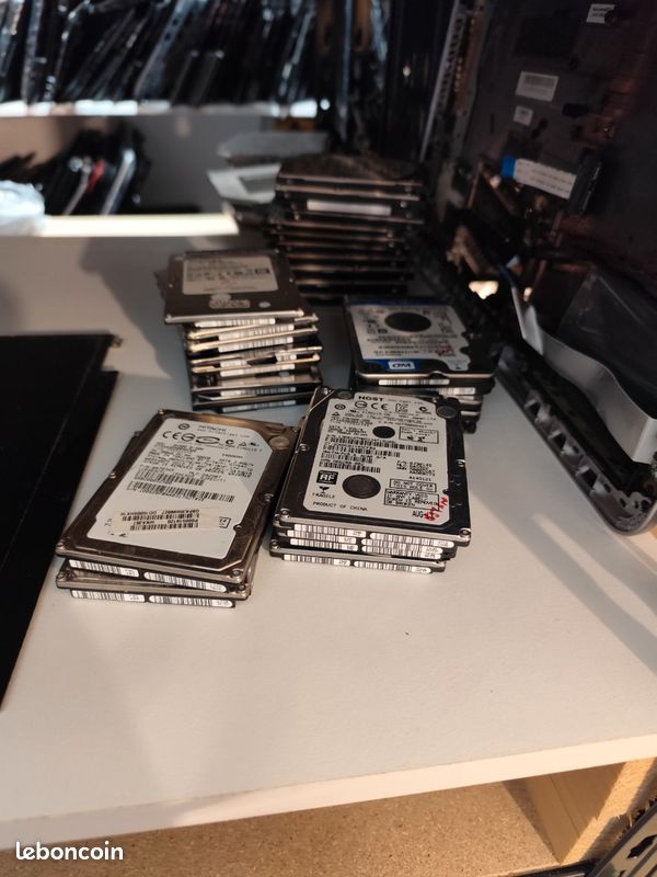 Lot de pieces pour ancien pc portable Toshiba - Ordinateurs