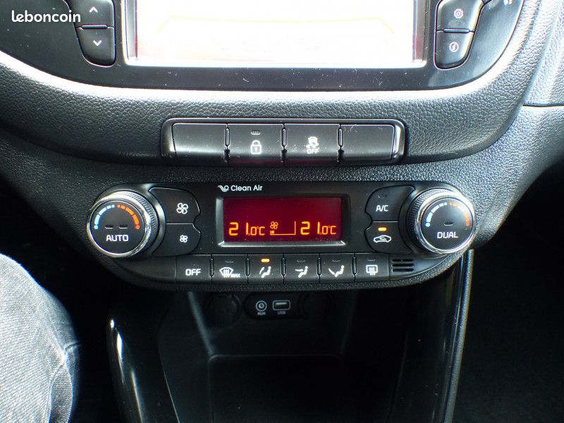Kia CEE'D 1.6 CRDI 136CH GT LINE DCT (image 27)