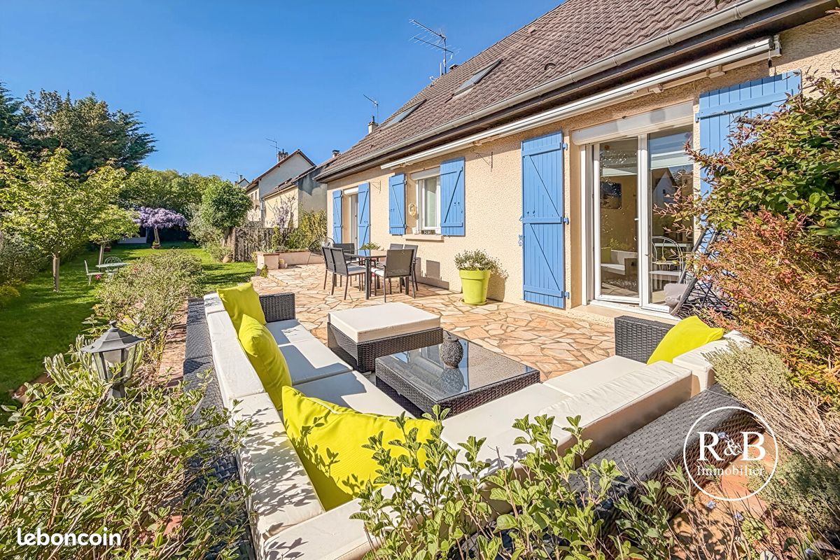 Maison 6 pièces 120 m² · à Les Clayes-sous-Bois · 120 m² · 550 000 €