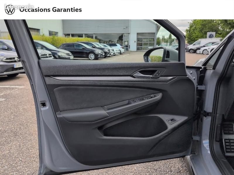 Volkswagen Golf SW 2.0 TDI 150ch R-Line DSG7 (image 20)