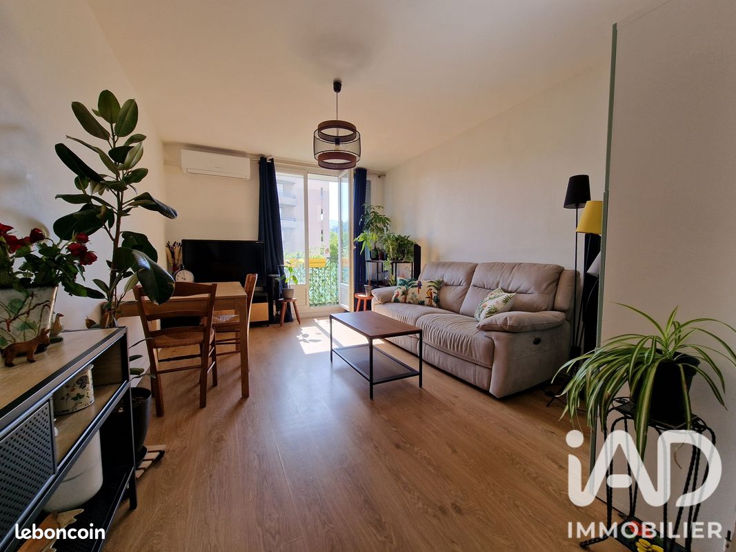 Appartement 3 pièces 59 m² · à Grenoble · 59 m² · 128 000 €
