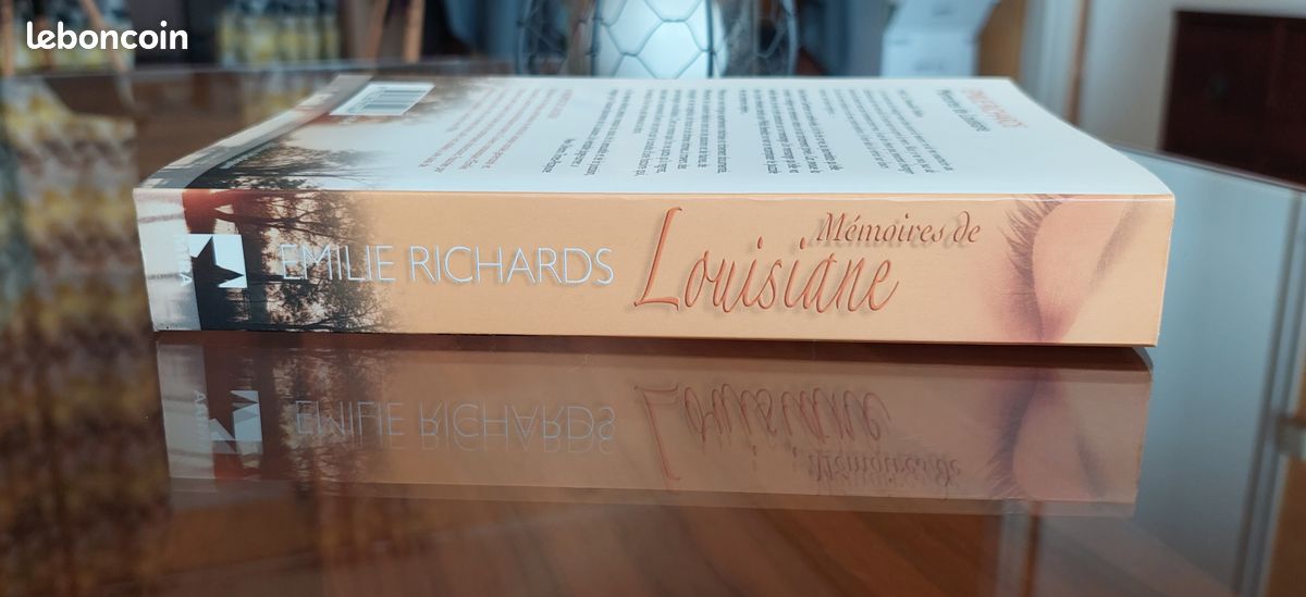 Livre (Grand format, 483 p.) Mémoires de Louisiane - Emilie Richards (Kerobook) (image 4)