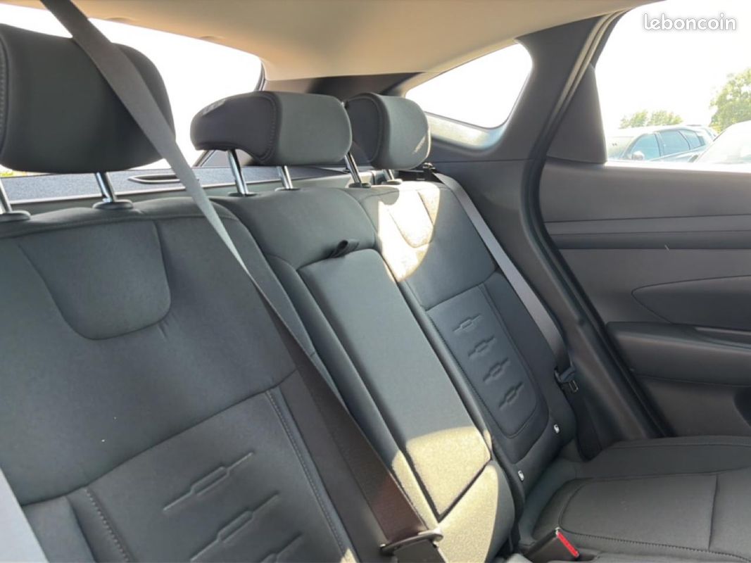 HYUNDAI TUCSON 1.6 t-gdi 239 hybrid creative (image 30)