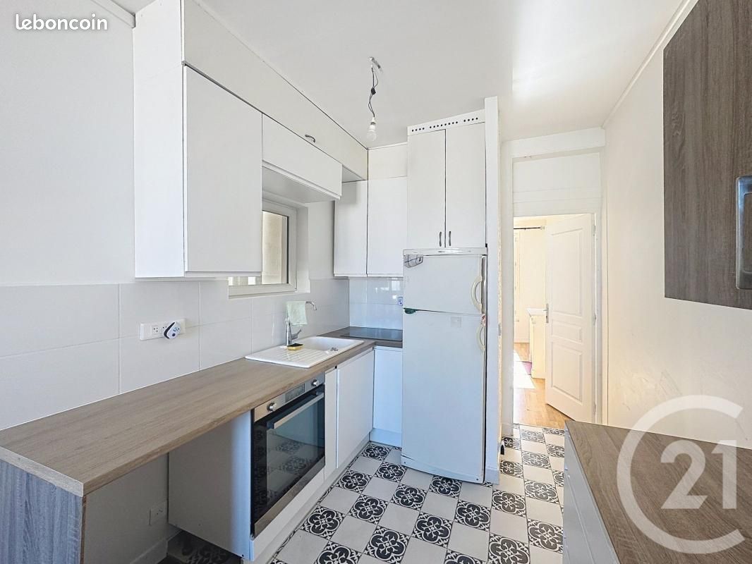 Appartement 2 pièces 32 m² · à Ivry-sur-Seine · 32 m² · 908 €/mois