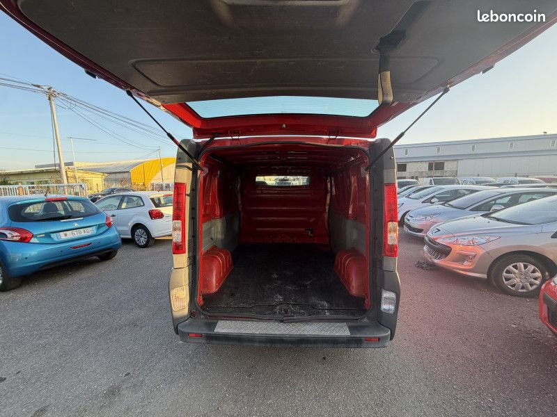 Opel VIVARO FG F2700 C1 CDTI115 (image 16)