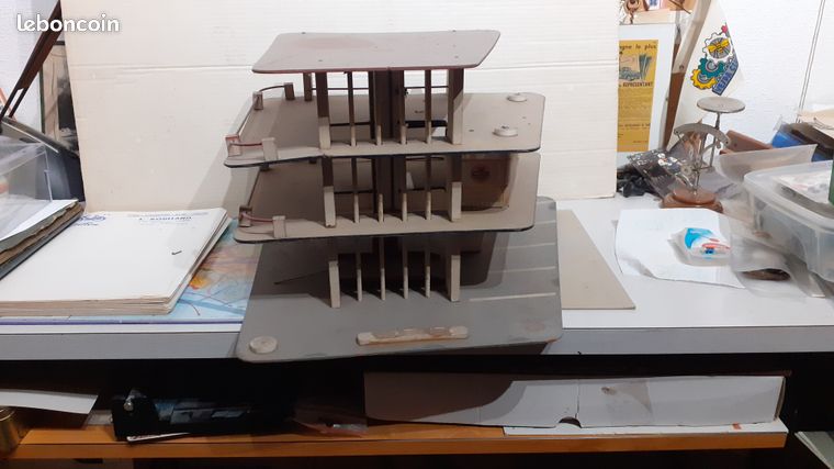 JOUET ANCIEN GARAGE TOTAL pour 1/43 eme FRANCE JOUET + voitures NOREV années 60 EUR 95,00 - FR
