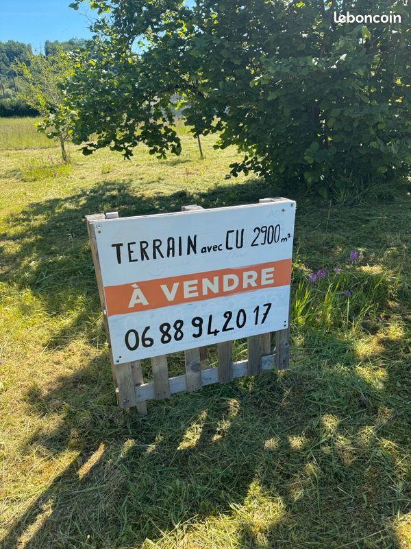 Beau terrain avec cu puy l eveque 46700 · à Puy-l'Évêque · 45 000 €