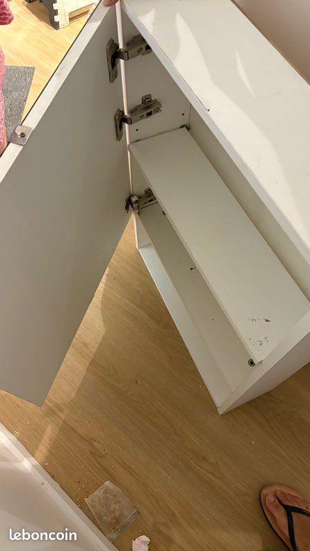 Placard salle de bain (image 2)