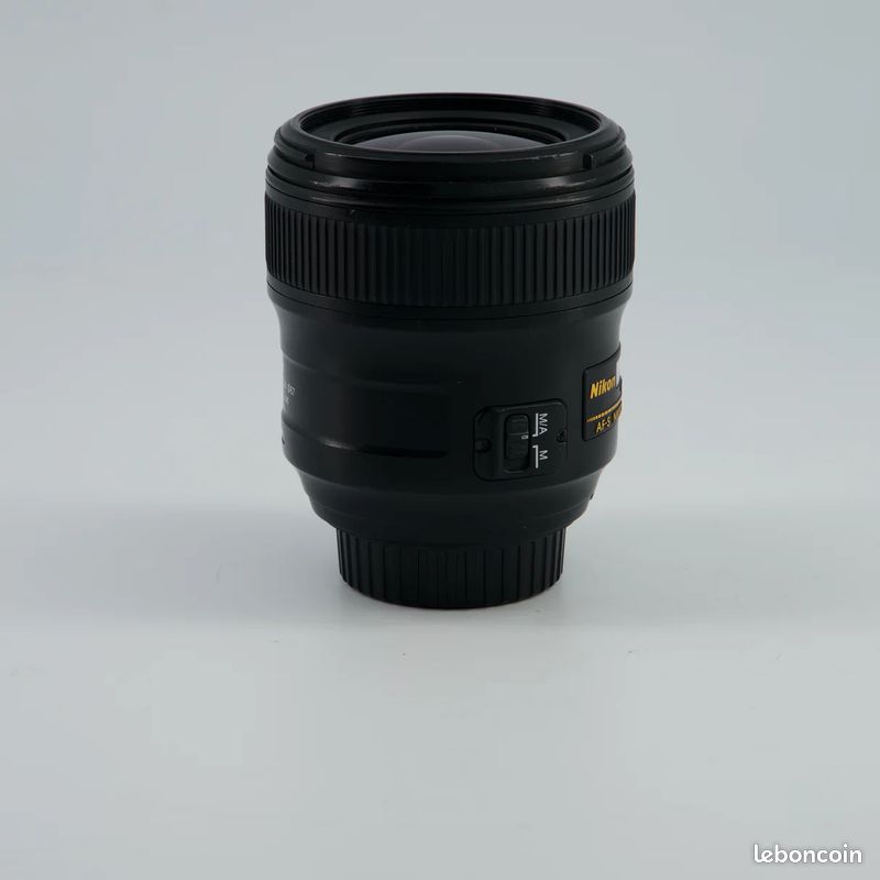 Objectif Nikon Nikkor AF-S 35mm F/1.8G - Grand Angle Fixe - Occasion