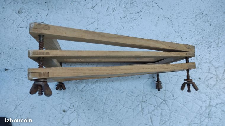 Raquette De Tennis Vintage Spalding Arrow BC - Bois écaillé - Modèle Ancien Collection