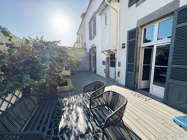Maison de ville 8 pièces 240 m²