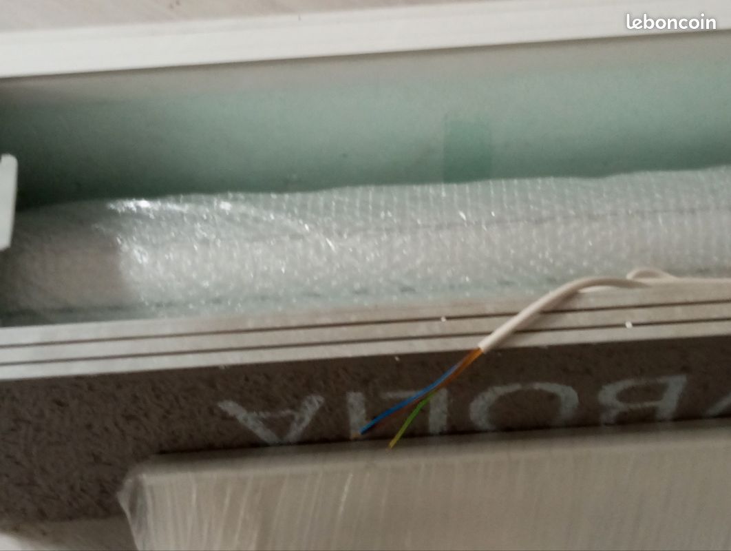 Volet roulant neuf 80"140 (image 2)