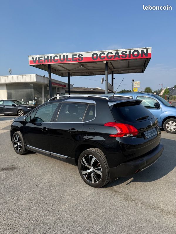 Peugeot 2008 1.6hdi 100 GT Line 2eme main tres propre (image 5)