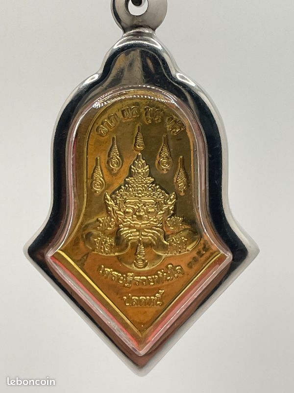 043 Collier Pendentif amulette thaïlandaise talisman Thao Wessuwan derrière Rahu Keep Moon (image 2)