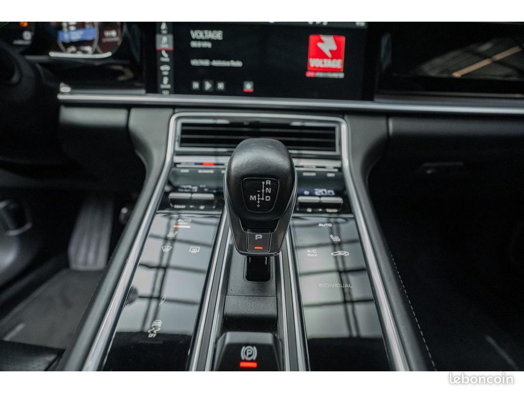 PORSCHE PANAMERA Sport Turismo 2.9i V6 - 330 - BV PDK - Stop&Start SPORT TURISMO TYPE 971 BREAK 4 E-Hyb (image 24)
