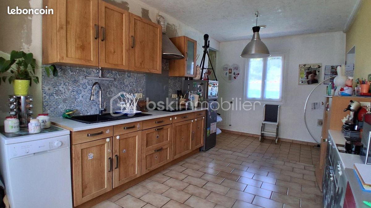 Maison 3 pièces 71 m² · à Saint-Georges-d'Elle · 71 m² · 115 000 €