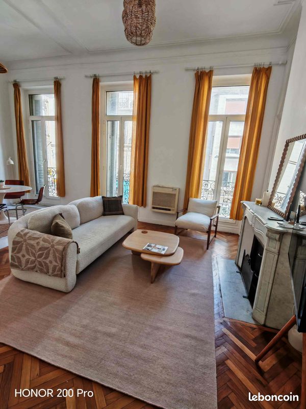 Appartement 3 pièces 115 m² · à Marseille · 115 m² · 2 000 €