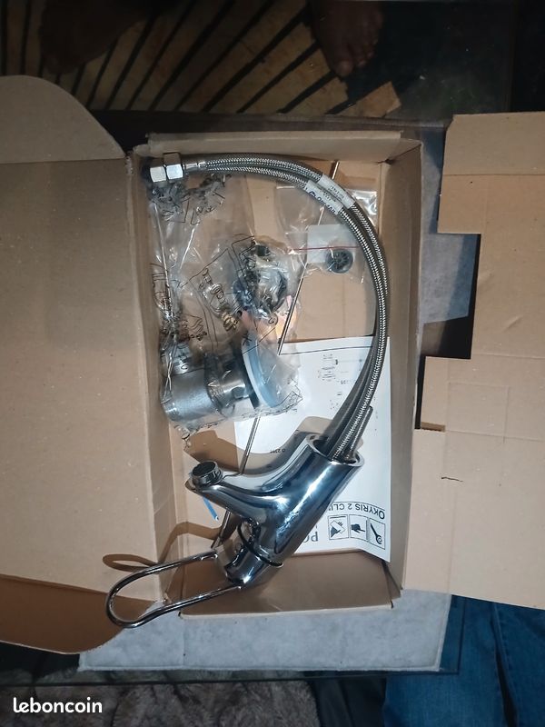 Robinet de lavabo mitigeur (image 3)