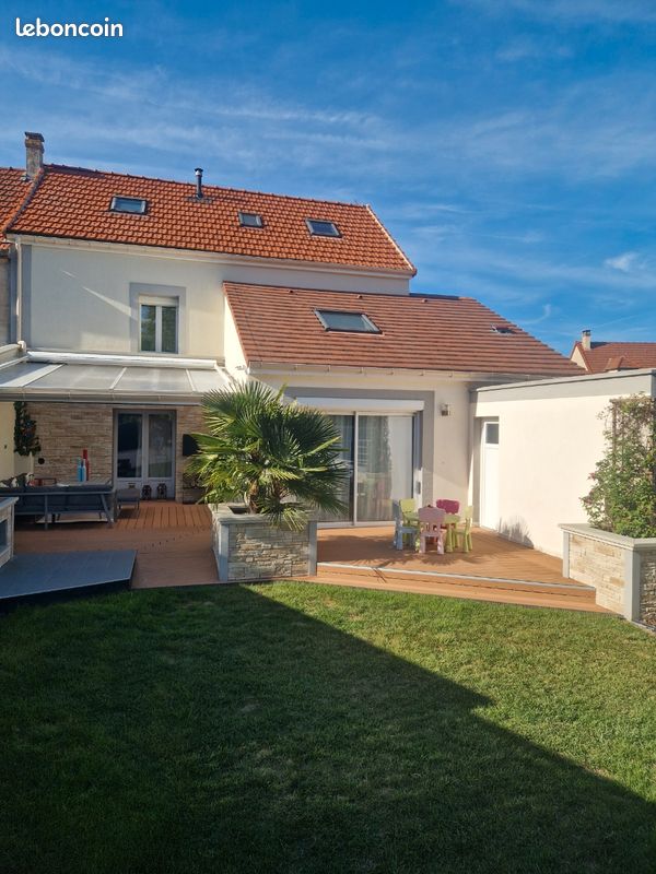 Maison 5 pièces 120 m² · à Iverny · 120 m² · 349 000 €