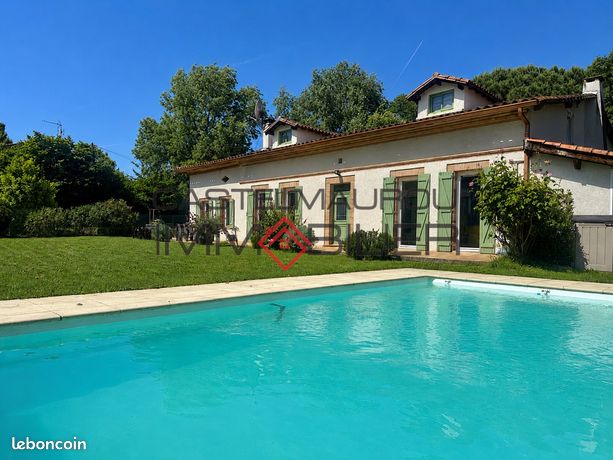 Maison 6 pièces 261 m²