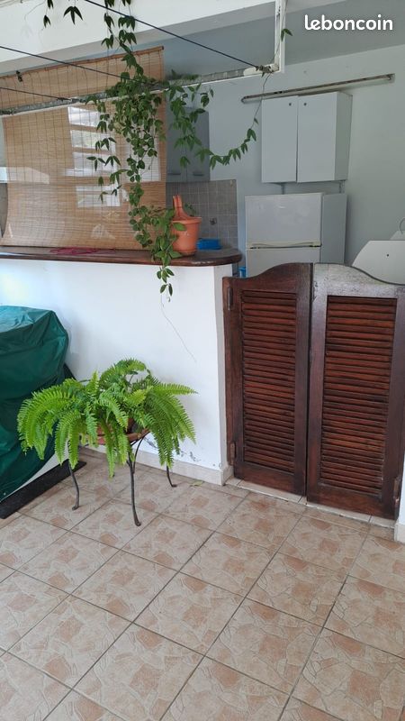 Appartement 1 pièce 26 m² · à Fort-de-France · 26 m² · 500 €