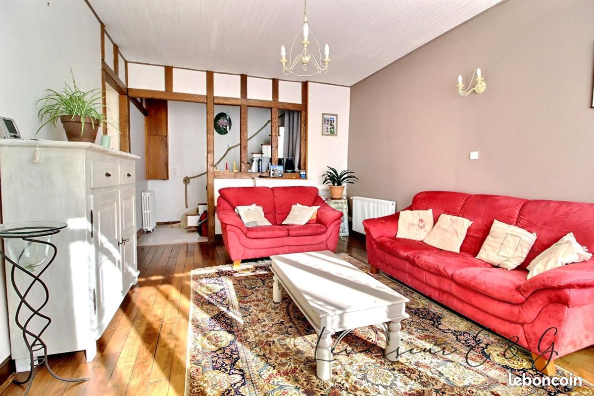 Maison 6 pièces 122 m² · à Bury · 122 m² · 287 000 €