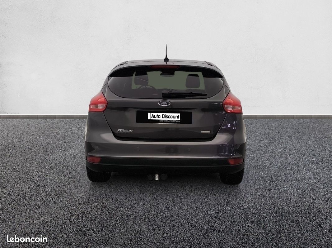 FORD Focus 1.0 EcoBoost 125 S&S Titanium (image 28)