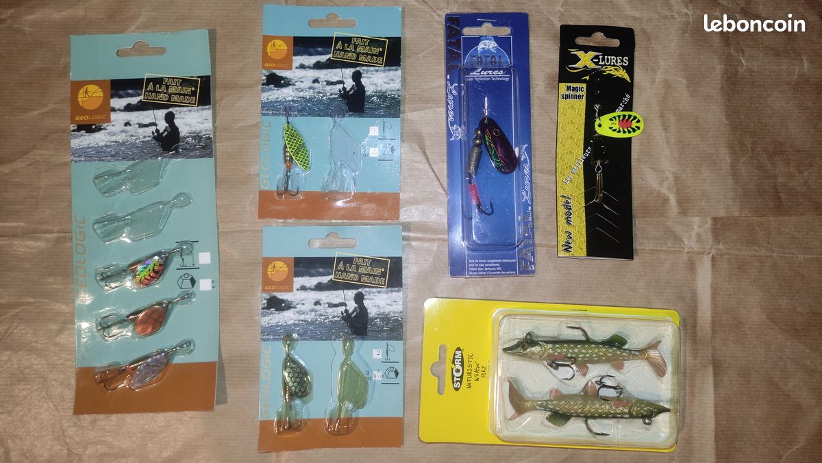 Troc Echange Lot 350 pièces d'articles de pêche sur