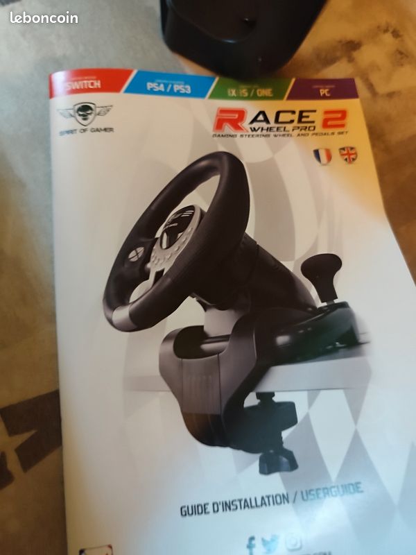 Volant pédalir Suprdriv GS750 pour Xbox Sri X PS4 PC Xbox On au millur prix