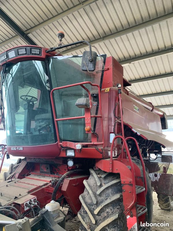 Case ih axial flow 2366 (image 3)