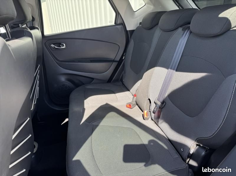 Renault Captur 0.9 TCe 90ch Stop&Start energy Intens eco² (image 7)