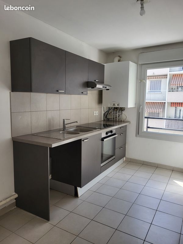 Appartement 3 pièces 70 m² · à Grenoble · 70 m² · 792 €/mois