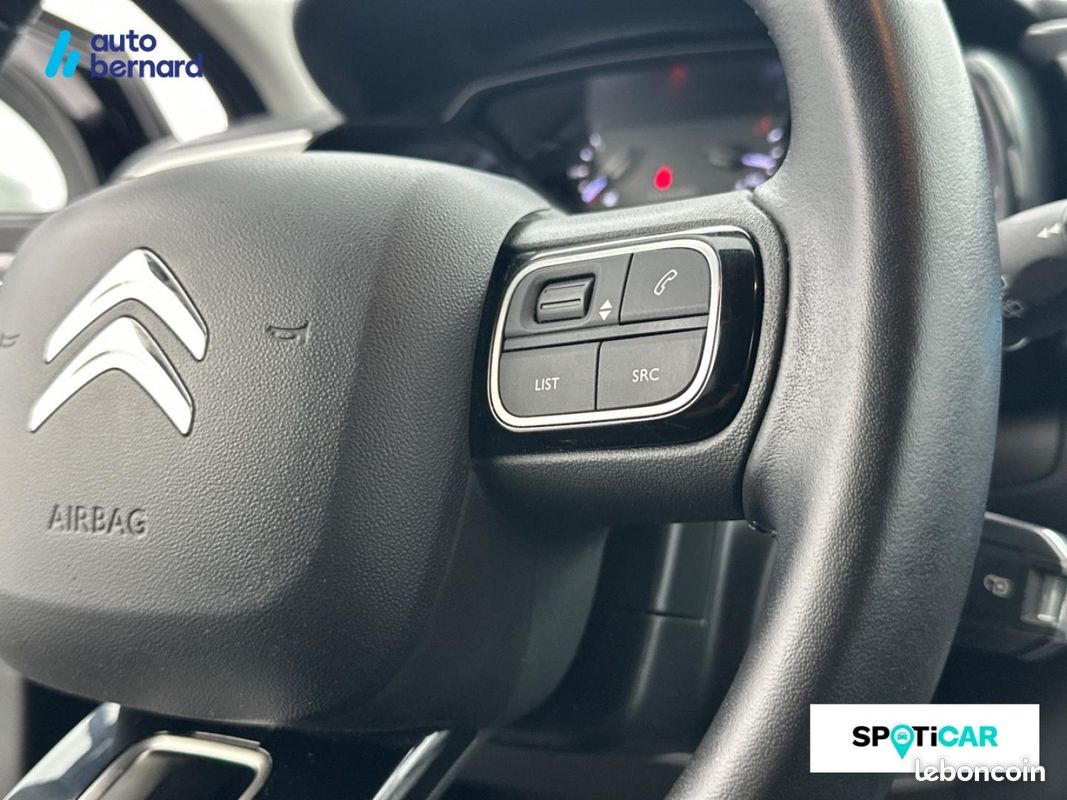 Citroen C3 1.2 PureTech 110ch S&S Shine EAT6 (image 17)