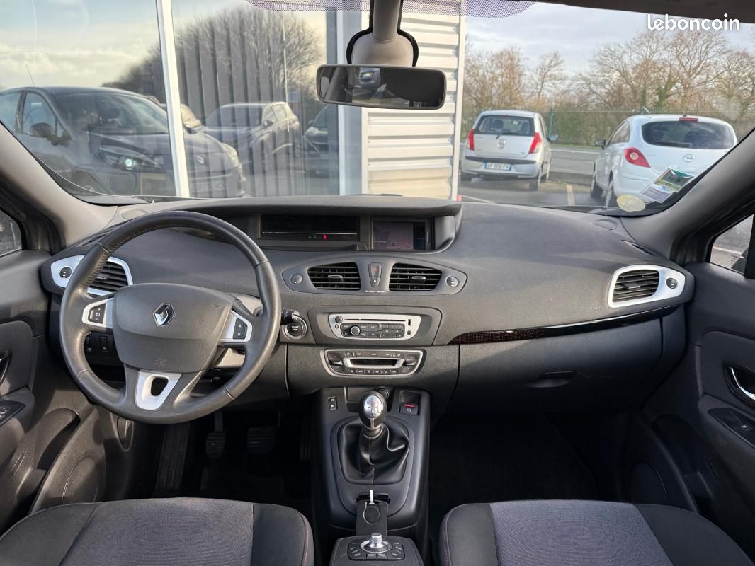 Renault Scénic III BUSINESS dCi 110 FAP eco2 (image 11)