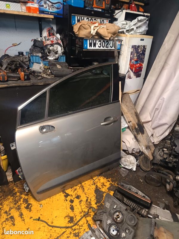 Porte avant gauche droite 3008 (image 1)